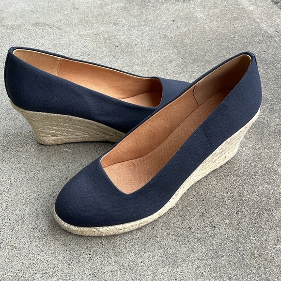 J CREW FACTORY Canvas Espadrille Wedges NWOB Size 8.5 - Picture 11 of 13